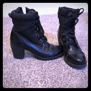 ✨Black Chunky Heels✨lace up, size 7